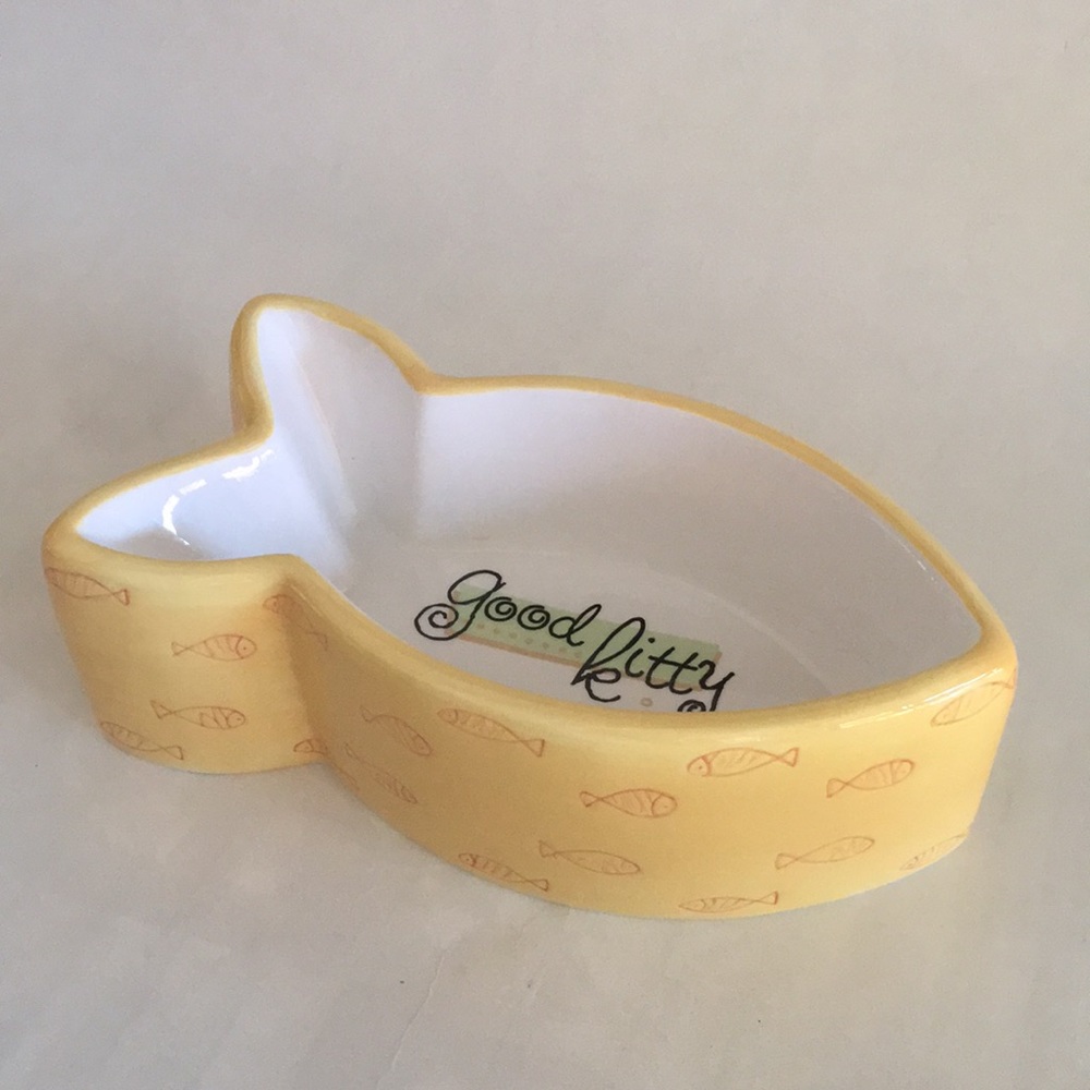 Cat Bowl Fish Shaped “Good Kitty”